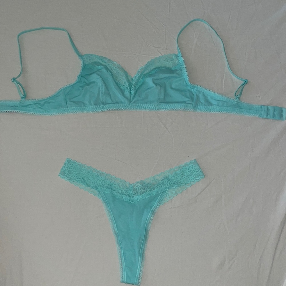 Brand new Savage Fenty set